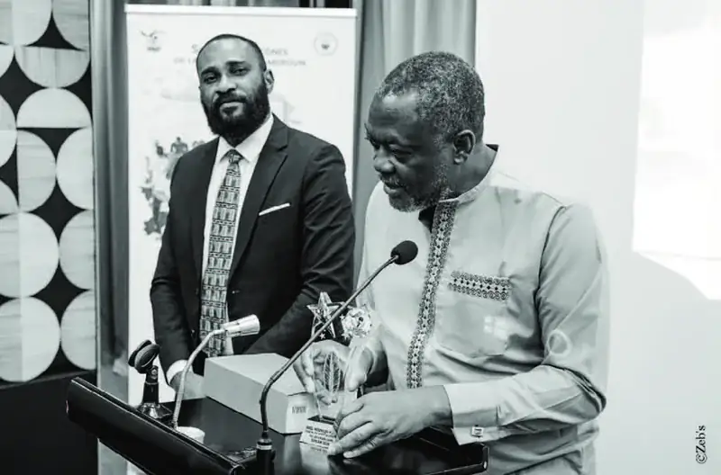 Abel Mbengue honoré par la Semaine des icônes de la presse camerounaise