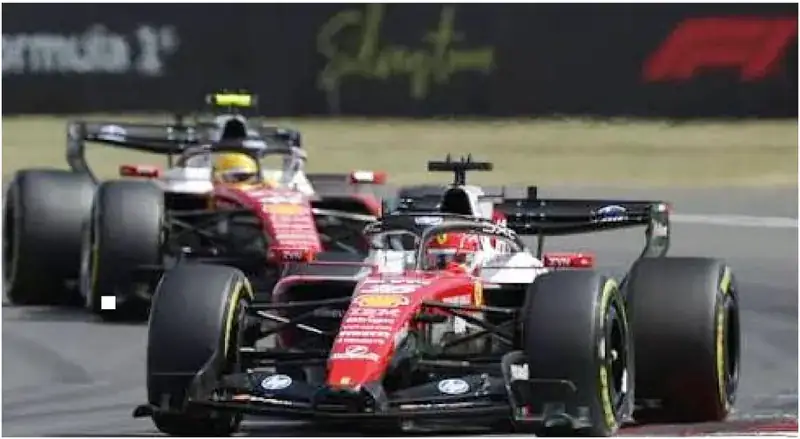 Charles Leclerc offre à Ferrari sa 250e victoire en Formule 1, à Silverstone.
