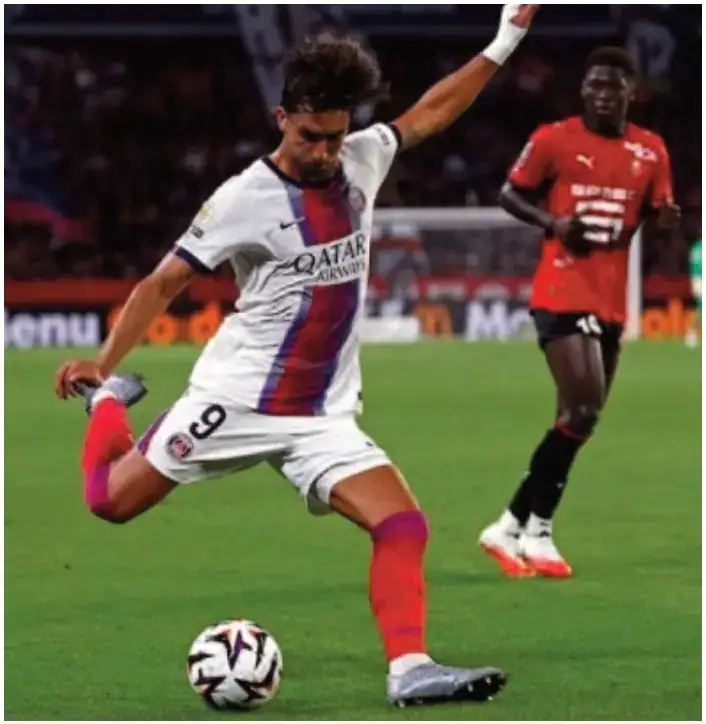 Le PSG a été accroché à Rennes (2-2), sauvé par un doublé de Ferran Torres.