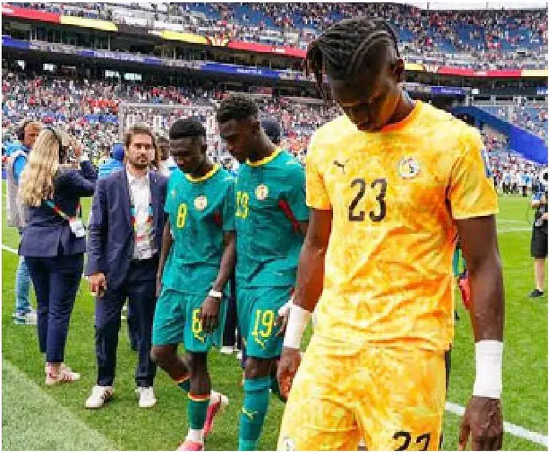 Le Sénégal en crise après son élimination et le limogeage de Pape Thiaw.